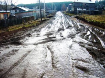 Правительство РФ выделило 8,3 миллиарда на восстановление сельских дорог